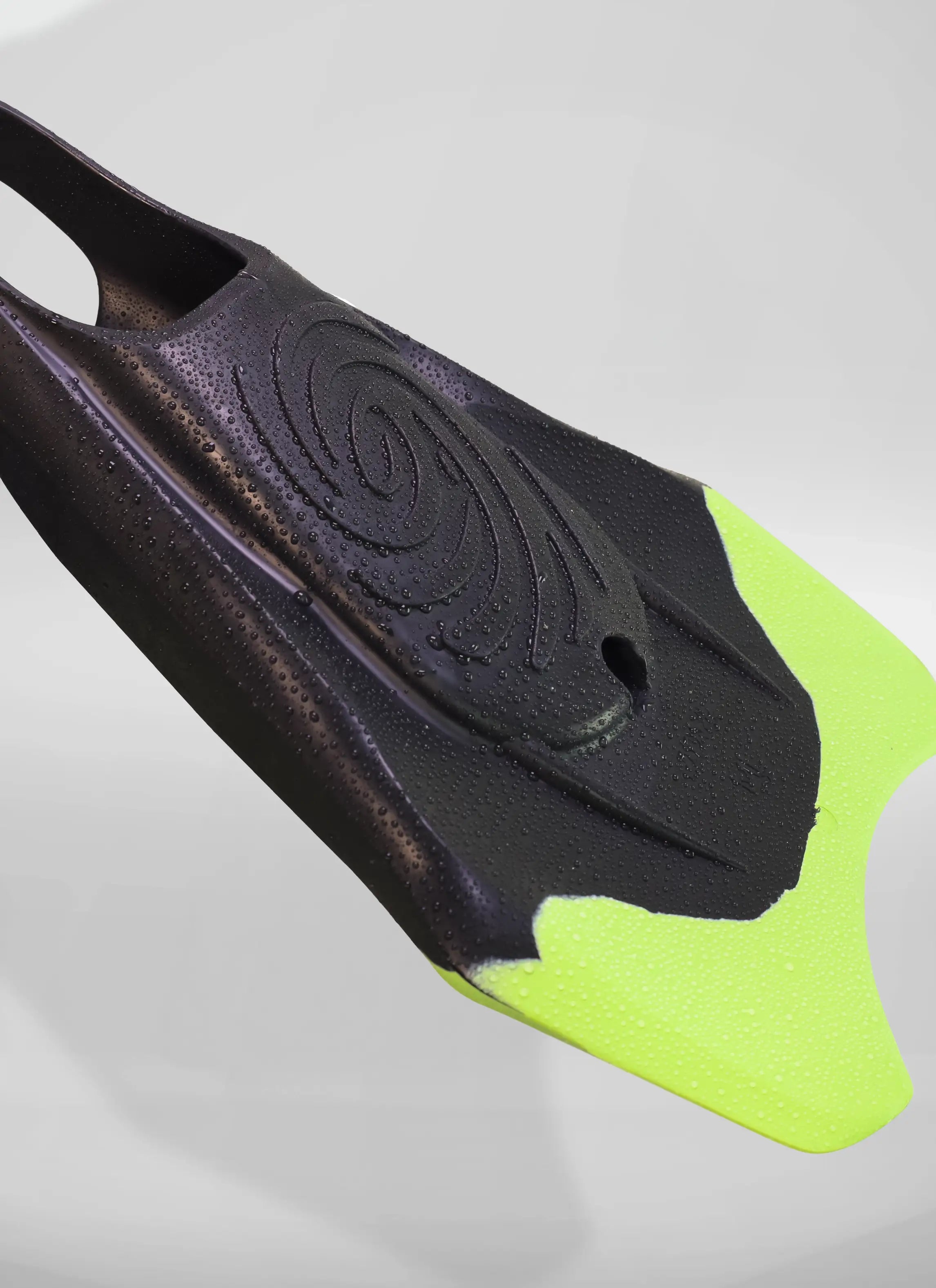 MOREY_CHURCHILL_VORTEX_PRODPICTURE_BALCK_5 - Churchill® Swimfins
