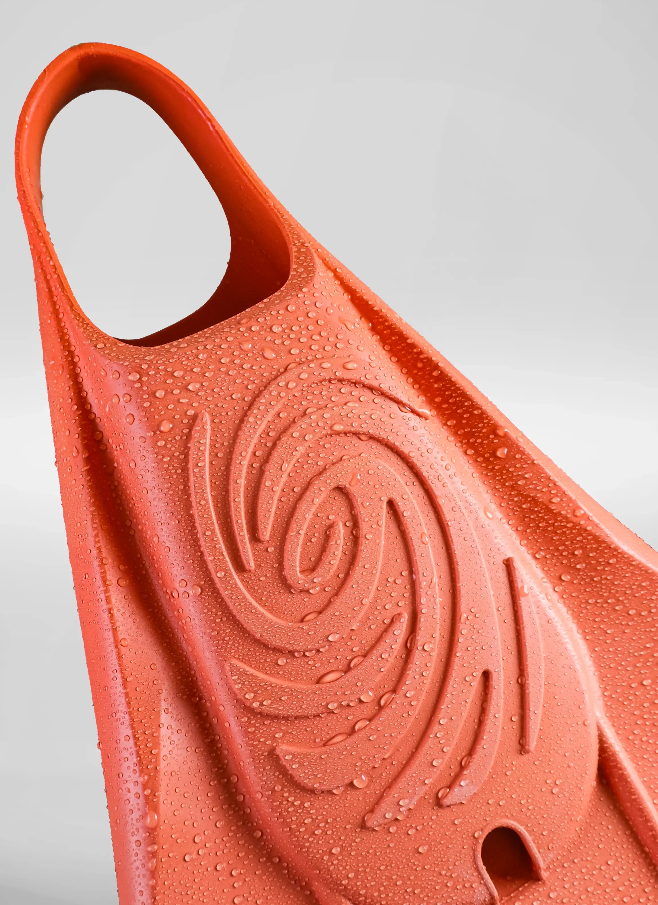 MOREY_CHURCHILL__VORTEX_PROD_PICTURE_CORAL_1 - Churchill® Swimfins